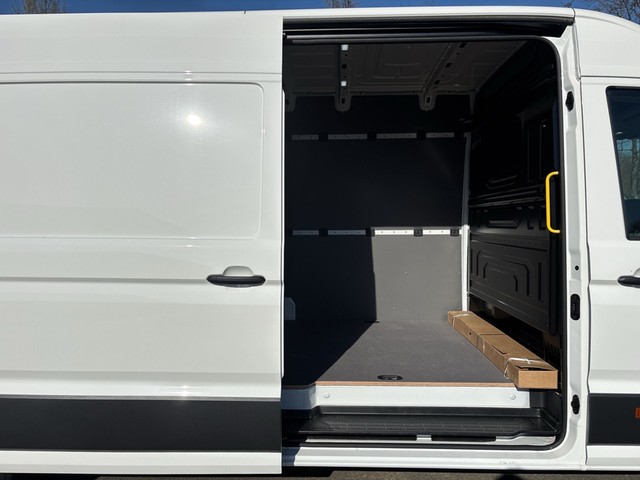 VW - Tiguan 2,0 l TDI 4M DSG R-Line AHK Pano Harman_6