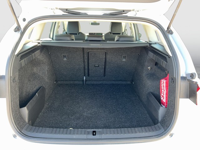 Skoda - Enyaq iV 50 Loft NAVI+RFK+LED_4