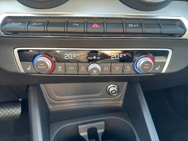 Audi - Q2 35 TFSI S tronic S line LED RFK SHZ_13