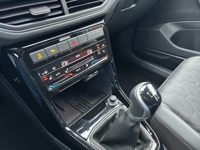 VW - Taigo 1.5 TSI DSG R-Line ACC 18"_15