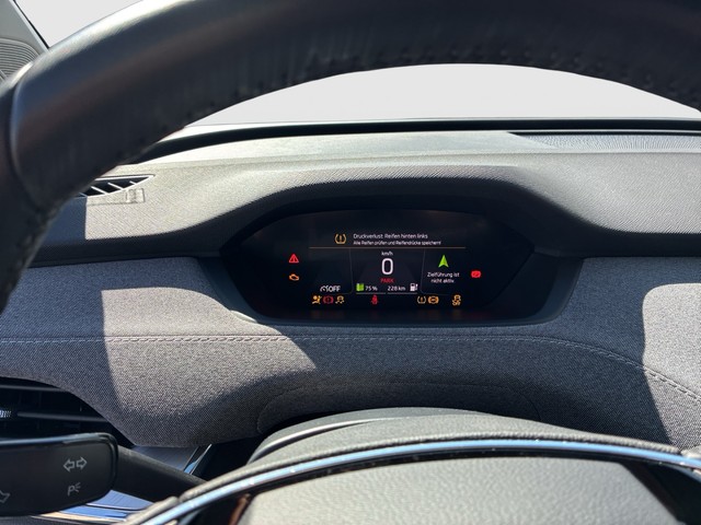 Skoda - Enyaq iV 50 Loft NAVI+RFK+LED_9