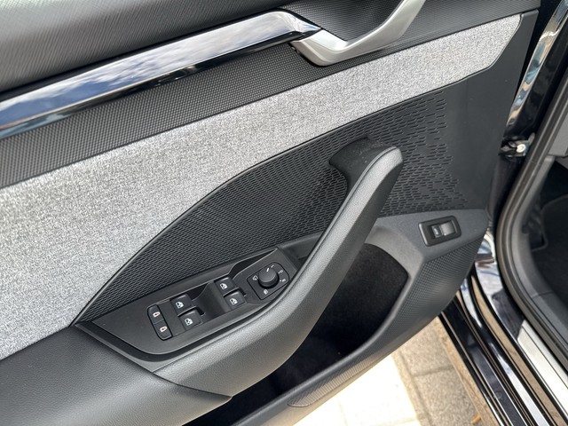 Skoda - Octavia Combi 1.5 TSI mEHV DSG Selection ACC+LED_5 Skoda - Octavia Combi 1.5 TSI mEHV DSG Selection ACC+LED_5