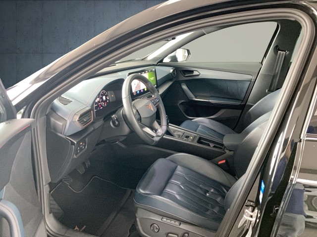 Skoda - Octavia Combi 2.0 TDI DSG Tour Virtual+Navi+AHK_12