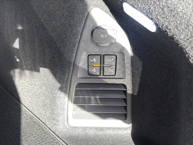 VW - Touareg 3.0 V6 TDI 4MOTION R-Line_5