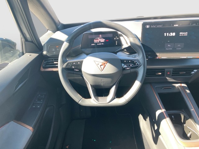 CUPRA - Born ACC CAM GJR LED LM19 MFL NAVI PDC SHZG TEL_13