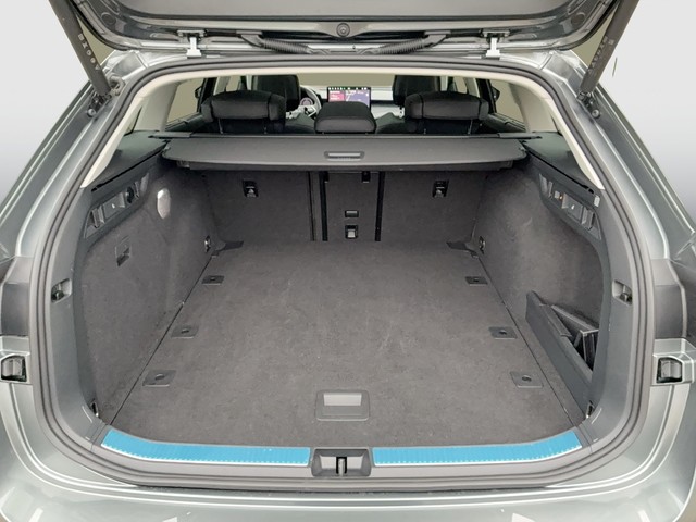 Skoda - Superb Combi 2.0 TDI DSG L & K STANDHEIZUNG+NAVI_4