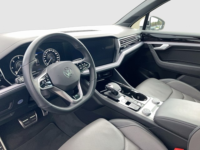 VW - Touareg 3.0 TDI R-Line 4M PANO+RFK+AHK+INOVISION_12