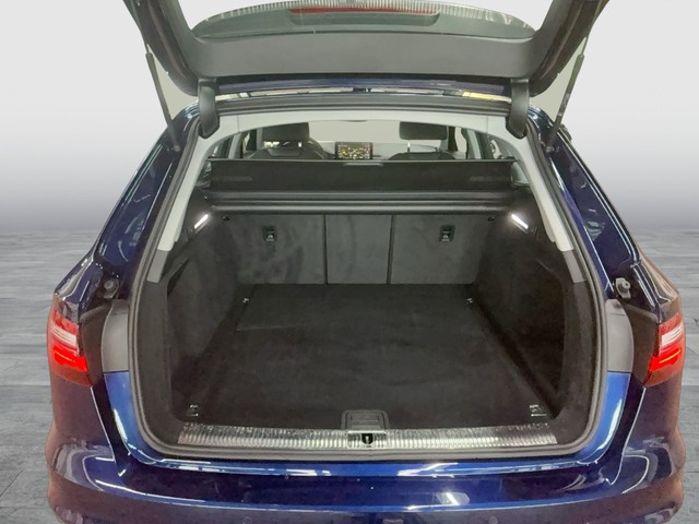 VW - Golf VIII 1,5 l TSI R-Line Black HuD Matrix RFK_4