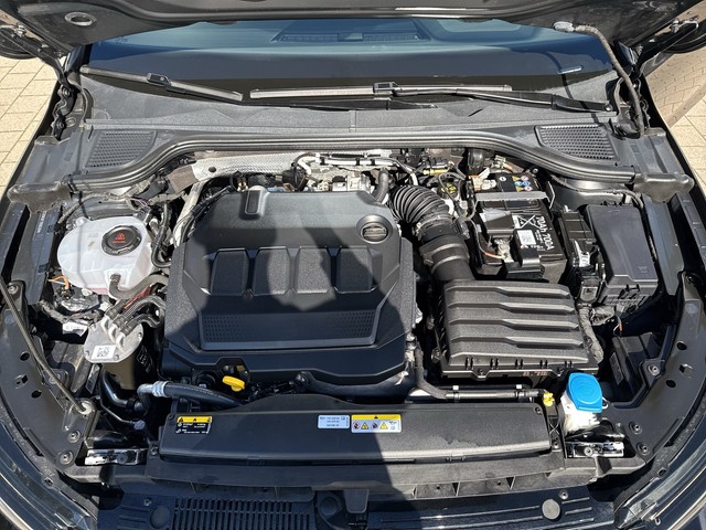 VW - Golf VIII 2.0 TDI DSG Life ACC+LED+NAVI+SHZG+RFK_8