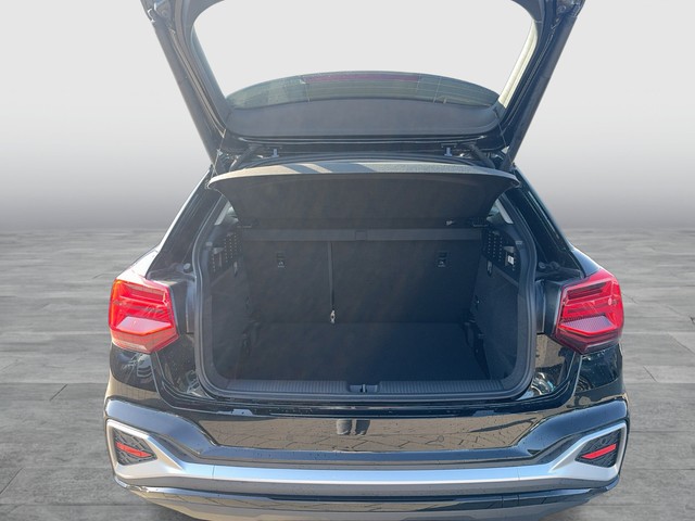 Audi - Q2 35 TFSI S tronic S line Matrix RFK_4