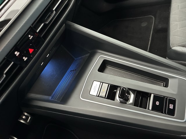 Audi - A3 Lim 30 TFSI Sport AHK LED NAVI PDC SHZG TEMP_15