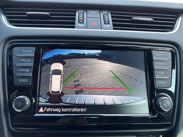 Skoda - Octavia Combi 2.0 TDI RS ACC+RFK+STANDHZ_6 Skoda - Octavia Combi 2.0 TDI RS ACC+RFK+STANDHZ_6