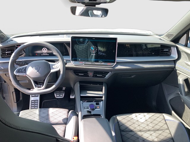 VW - Tayron 2,0 l TDI 4MOTION DSG R-Line Pano AHK 20" Matrix Standheizung_2