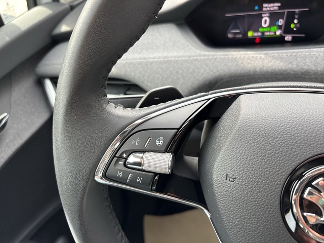 Skoda - Enyaq iV 60 Loft PANO AHK LED NAV_10 Skoda - Enyaq iV 60 Loft PANO AHK LED NAV_10