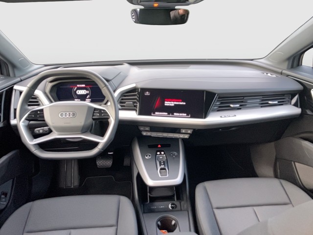 Audi - Q4 e-tron 45 quattro S-line ACC CAM LED NAVI_2