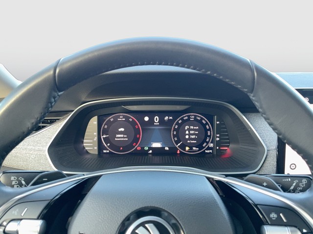 Skoda - Octavia Combi 2.0TDI Selection Head-Up+Virtual_15 Skoda - Octavia Combi 2.0TDI Selection Head-Up+Virtual_15