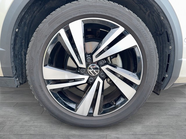 VW - T-Roc Cabrio 1.5 TSI R-Line ACC+LED+NAVI+LM18"_17