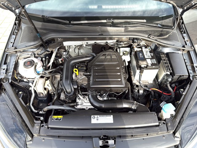 VW - Golf VII Variant 1.0 TSI Comfortline SHZG+LM16"_5