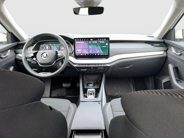 Skoda - Octavia Combi 2.0 TDI DSG Selection KAMERA+ACC_2