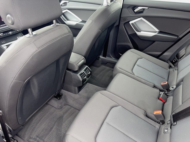 Audi - Q3 35TFSI S-tronic ALLWETTER+NAVI+_3 Audi - Q3 35TFSI S-tronic ALLWETTER+NAVI+_3