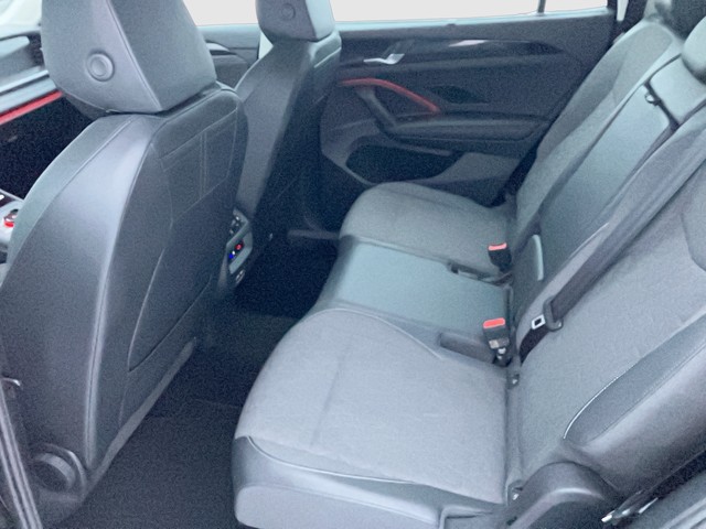 Skoda - Superb Combi 2.0 TDI DSG Selection AHK NAVI PANO_5