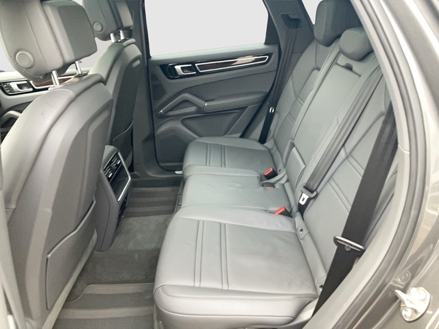 Porsche - Cayenne LUFT+KAMERA+NAVI+ACC+PANO+LED+LM19"_3