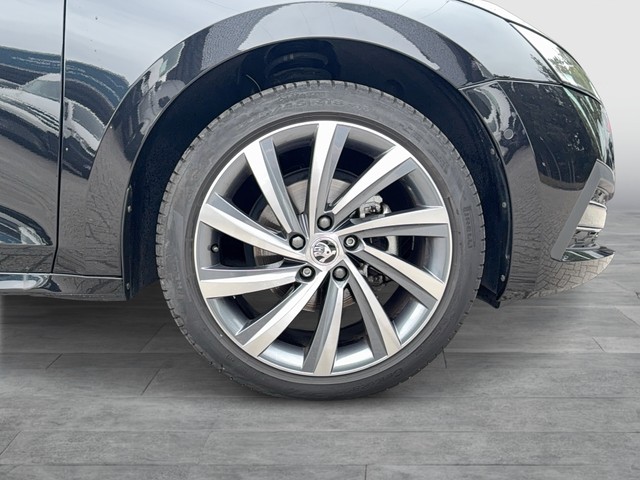 Skoda - Octavia Combi 2.0 TDI DSG Style AHK+NAVI+KAMERA_12