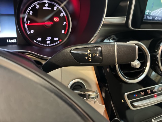 Mercedes-Benz - C 180 T-Modell CGI Avantgarde AHK+LED+NAVI+GRA_7