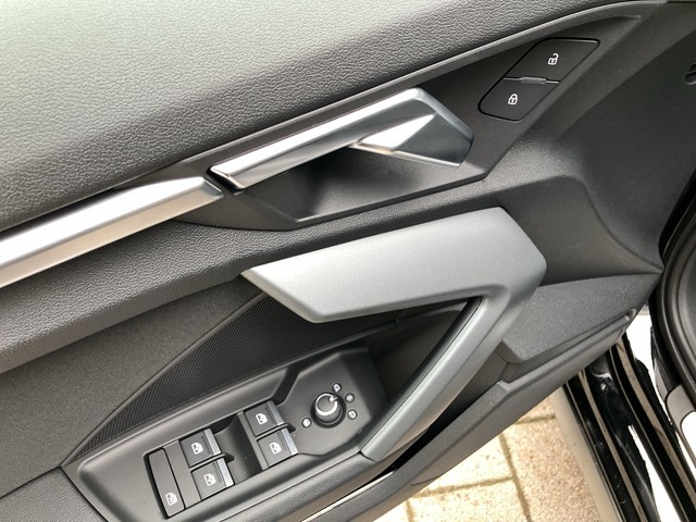 Audi - A3 Sportback 35 TFSI S tronic S line ACC+LED+RFK_5 Audi - A3 Sportback 35 TFSI S tronic S line ACC+LED+RFK_5