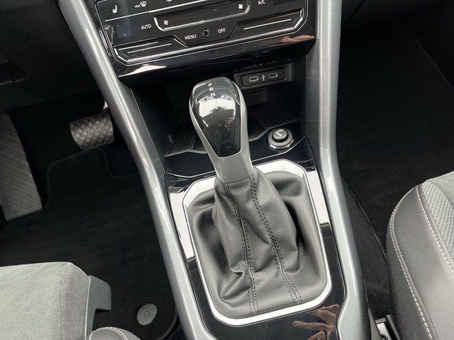 VW - T-Roc 1.5 TSI DSG Style ACC CAM LED NAVI SHZG_6