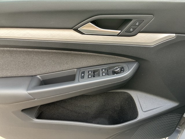 VW - Golf VIII Variant 2.0 TDI Life ACC+LED+NAVI+SHZG_7