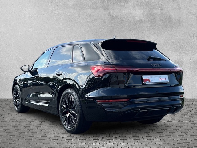 Audi - Q8 e-tron 50 quattro S-line ACC CAM LED LUFT NAVI_10