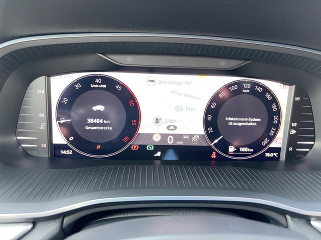 Skoda - Octavia Combi 2.0 TDI DSG Selection ACC LED NAVI_18 Skoda - Octavia Combi 2.0 TDI DSG Selection ACC LED NAVI_18