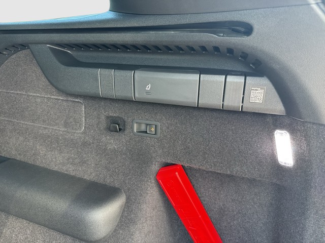 Skoda - Kodiaq 1.5 TSI mHEV DSG Sportline AHK+NAVI+PANO_6