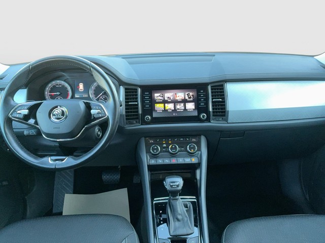 Skoda - Kodiaq 2.0 TDI DSG Tour 4x4 AHK+PANORAMA+MATRIX-LED_2