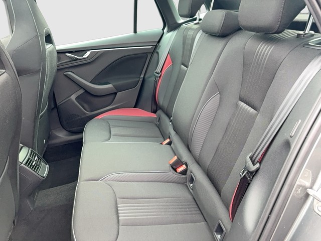 VW - Tiguan 1.5 TSI Active ACC+LED+NAVI+RFK+SHZ+LANE_3