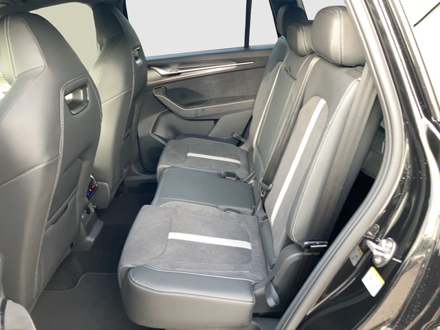 Skoda - Kodiaq 2.0 TDI DSG 4x4 Sportline AHK+PANO+7SITZE_3