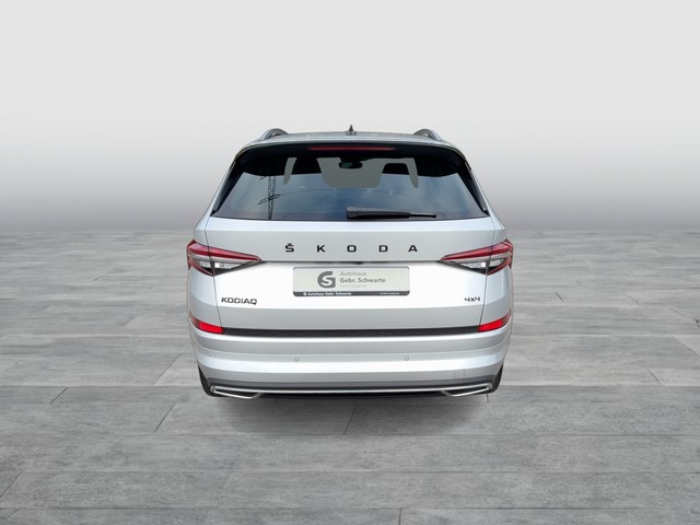Skoda - Kodiaq 2.0 TDI DSG Sportline 4x4 LED+AHK+SHZG._8