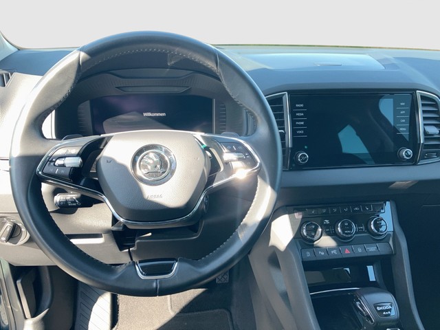Skoda - Karoq 2.0 TDI DSG Tour 4x4 AHK+360°+ACC+NAV+PANO_12
