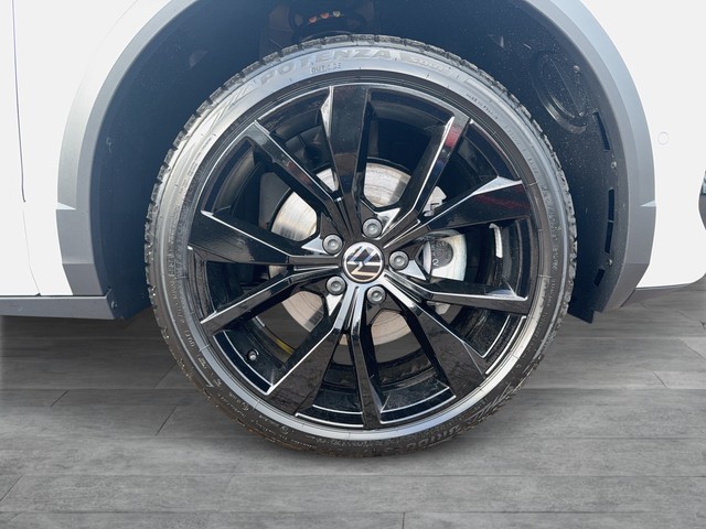 VW - T-Roc 2.0 TSI 4M R-Line Pano AHK RFK_11