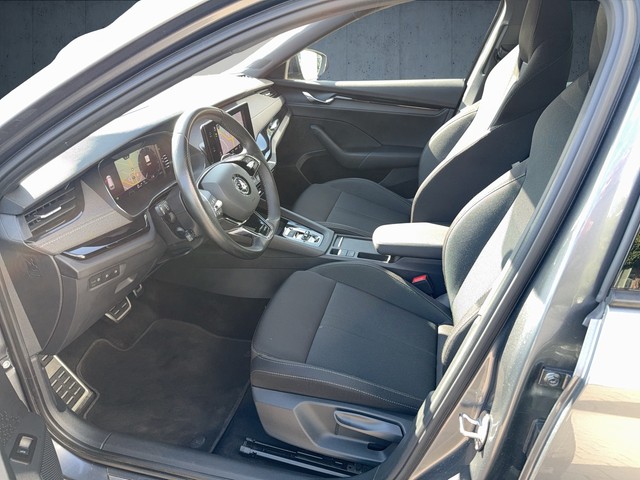 Skoda - Octavia Combi 2.0 TDI DSG Sportline AHK+ACC+NAVI_16