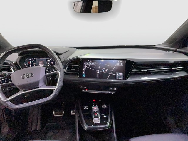 Audi - Q4 e-tron quattro LED+RÜCKFAHRKAMERA+SHZG.+NAVI_2