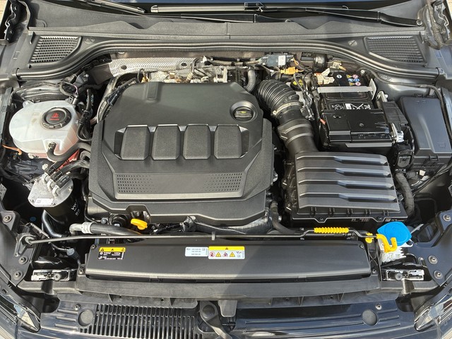 VW - Golf VIII Variant 2.0 TDI Life ACC+LED+NAVI+SHZG_9