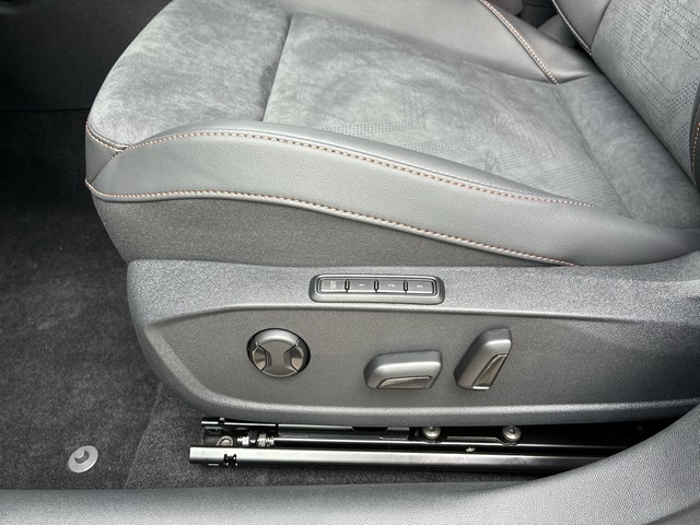 CUPRA - Leon ST VZ 2.0 TSI DSG VZ 4Drive AHK+ACC+LED+DCC_8