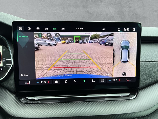 Skoda - Octavia Combi 2.0 TDI DSG Sportline LED+AHK+NAVI_5