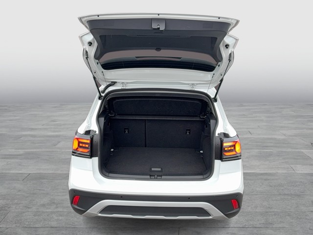 VW - Taigo 1.5 TSI DSG R-Line ACC 18"_6