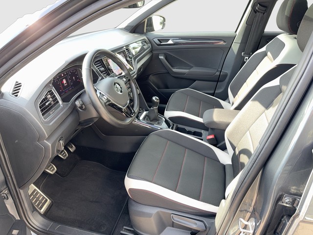 VW - T-Roc 1.5 TSI Sport R-Line AHK+ACC+LED+NAVI+PANO_16