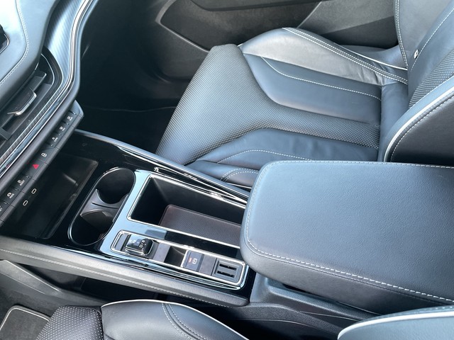 Skoda - Enyaq Coupe RS iV RS Suite 4x4 AHK+PANO+LED+DCC_8 Skoda - Enyaq Coupe RS iV RS Suite 4x4 AHK+PANO+LED+DCC_8