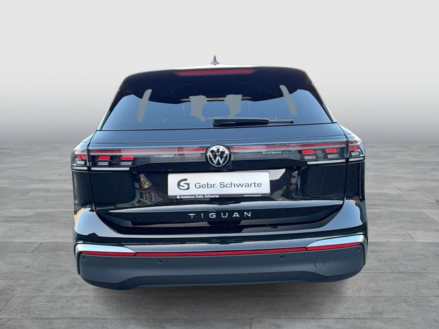 VW - Tiguan 2.0 TDI DSG Elegance Navi+Panorama+Kamera_15