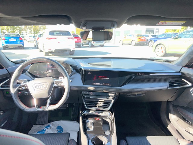 Audi - e-tron GT RS quattro_2